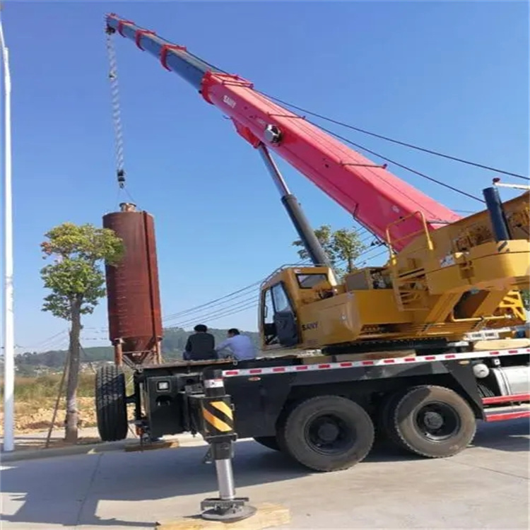 北京专业吊车租赁多少钱