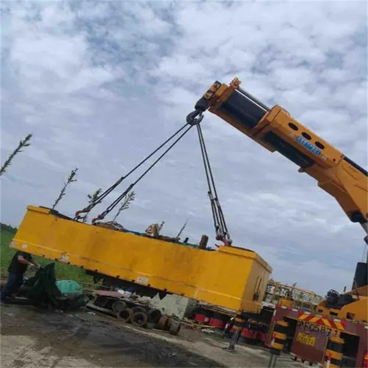 北京随车吊吊集装箱怎么吊